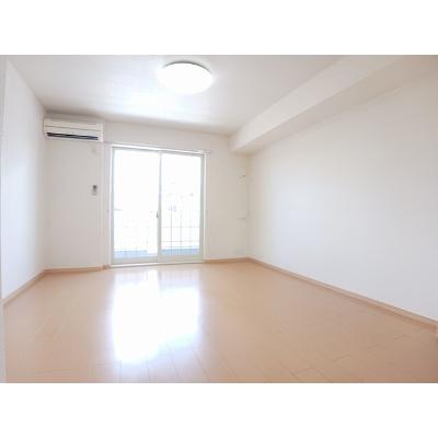 クロスローズ壱番館 103【管理NO：1-015366401-01030】 ★家具家電は申し込み後に搬入します★ ★2026年10月上旬入居可能★の物件写真2