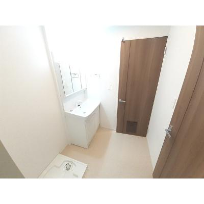 ローレル　Ⅱ 102【管理NO：1-026837501-01020】 ★家具家電は申し込み後に搬入します★ ★2026年10月中旬入居可能★の物件写真6