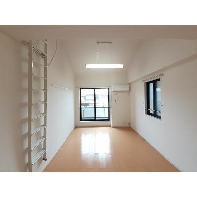 ステーションサイド 206【管理NO：1-019430101-02050】 ★家具家電は申し込み後に搬入します★ ★2026年10月中旬入居可能★の物件写真2