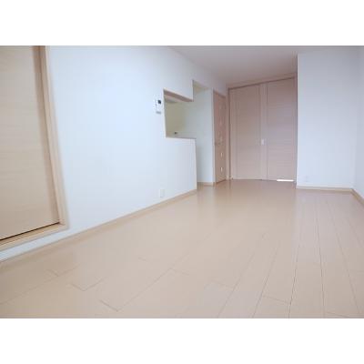 エスペランサⅢ 301【管理NO：1-016899503-03010】 ★家具家電は申し込み後に搬入します★の物件写真2