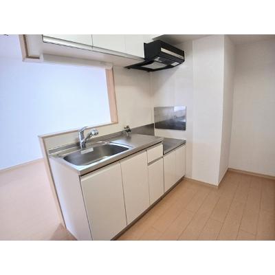 エスペランサⅢ 301【管理NO：1-016899503-03010】 ★家具家電は申し込み後に搬入します★の物件写真3