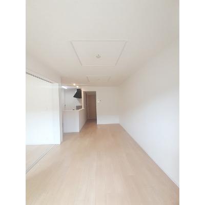 花・うらら 203【管理NO：1-021383701-02030】 ★家具家電は申し込み後に搬入します★の物件写真2
