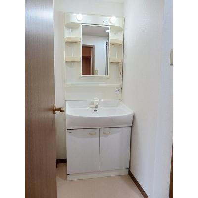apartment 徳島県三好郡東みよし町加茂３１６８番地 

↓地図はこちらから