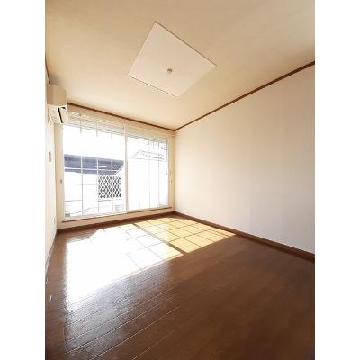 レジデンス淡路　Ａ 201【管理NO：1-007861201-02010】 ★家具家電は申し込み後に搬入します★の物件写真2
