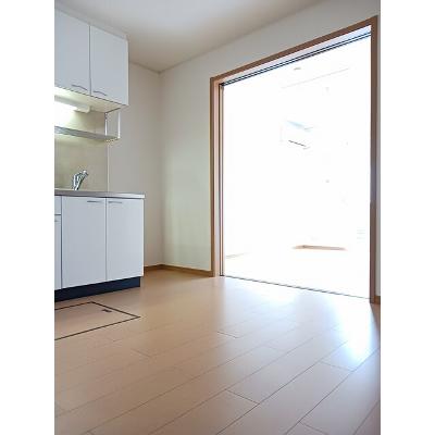 カルムメゾン 103【管理NO：1-014778401-01030】 ★家具家電は申し込み後に搬入します★ ★2026年10月下旬入居可能★の物件写真2