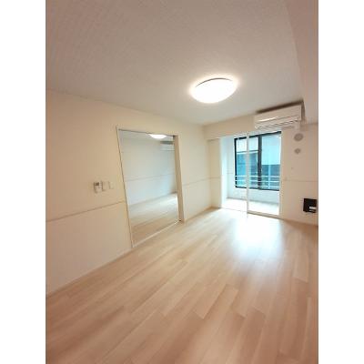 アール・グランデ　Ⅱ 103【管理NO：1-026532702-01030】 ★家具家電は申し込み後に搬入します★ ★2026年09月下旬入居可能★の物件写真2