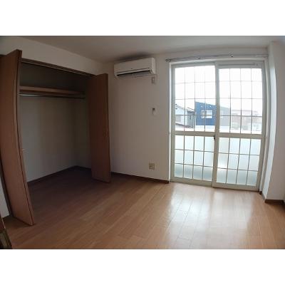 ウェアーハウス　Ｃ 201【管理NO：1-009786903-02010】 ★家具家電は申し込み後に搬入します★ ★2026年10月中旬入居可能★の物件写真2