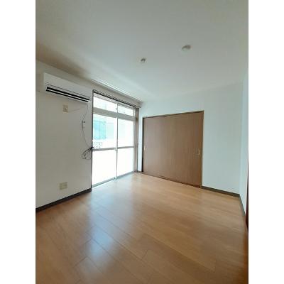 サンシャイン・アロマ 101【管理NO：1-006392501-01010】 ★家具家電は申し込み後に搬入します★ ★2026年10月中旬入居可能★の物件写真2