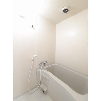 サンシャイン・アロマ 101【管理NO：1-006392501-01010】 ★家具家電は申し込み後に搬入します★ ★2026年10月中旬入居可能★の物件写真4