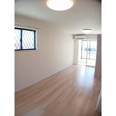 グランターナＢ 104【管理NO：1-027654802-01040】 ★家具家電は申し込み後に搬入します★ ★2026年10月中旬入居可能★の物件写真2