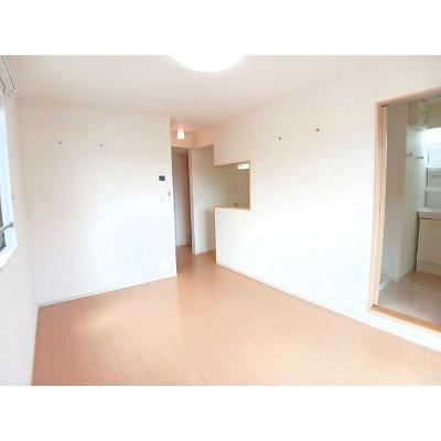 クロス　ウイング　Ⅰ 203【管理NO：1-020327101-02030】 ★家具家電は申し込み後に搬入します★の物件写真2