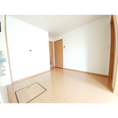 サンフラワー・アべニューＥ 103【管理NO：1-014664603-01030】 ★家具家電は申し込み後に搬入します★の物件写真2