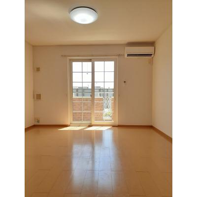 サニースクエア　Ⅱ 101【管理NO：1-014650302-01010】 ★家具家電は申し込み後に搬入します★ ★2026年10月上旬入居可能★の物件写真2
