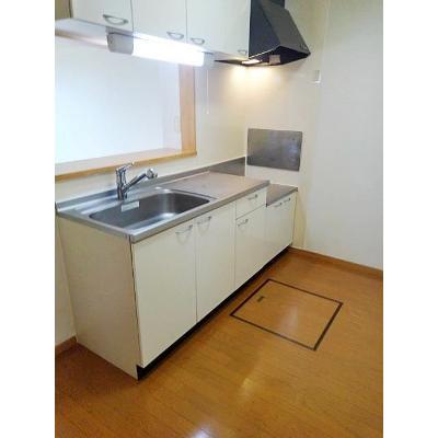サンライズ憩　Ⅱ 101【管理NO：1-014389402-01010】 ★家具家電は申し込み後に搬入します★の物件写真3