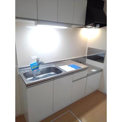 ゼファーしるく 103【管理NO：1-019271401-01030】 ★家具家電は申し込み後に搬入します★ ★2026年10月中旬入居可能★の物件写真3