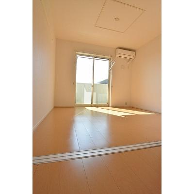 ポライトリー　Ⅱ 102【管理NO：1-018047601-01020】 ★家具家電は申し込み後に搬入します★ ★2026年10月中旬入居可能★の物件写真2
