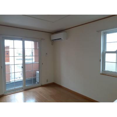 ソリアードディーチモ 101【管理NO：1-013163002-01010】 ★家具家電は申し込み後に搬入します★ ★2026年10月中旬入居可能★の物件写真2
