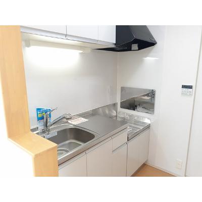メルベイユ 201【管理NO：1-018498301-02010】 ★家具家電は申し込み後に搬入します★の物件写真3