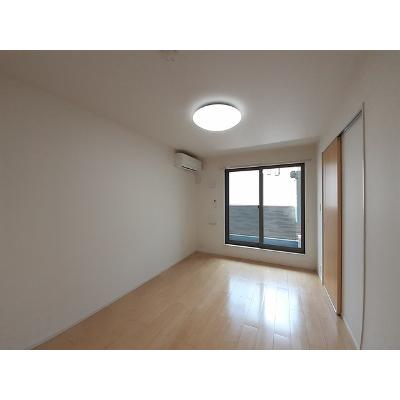 ラ・ティエラ 202【管理NO：1-021864401-02020】 ★家具家電は申し込み後に搬入します★ ★2026年09月下旬入居可能★の物件写真2