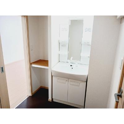サンローラン 103【管理NO：1-016471301-01030】 ★家具家電は申し込み後に搬入します★ ★2026年09月中旬入居可能★の物件写真6