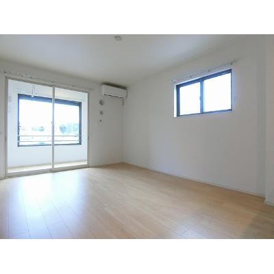 イチヨウ　Ｂ 101【管理NO：1-022900202-01010】 ★家具家電は申し込み後に搬入します★ ★2026年10月下旬入居可能★の物件写真2