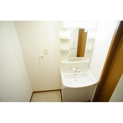 サニーブロード 101【管理NO：1-011722501-01010】 ★家具家電は申し込み後に搬入します★ ★2026年10月上旬入居可能★の物件写真6
