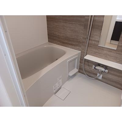カーサ　ビアンカ　デュエ 203【管理NO：1-028548201-02030】 ★家具家電は申し込み後に搬入します★の物件写真4