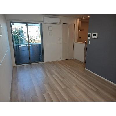 カーサ　ビアンカ　デュエ 102【管理NO：1-028548201-01020】 ★家具家電は申し込み後に搬入します★の物件写真2