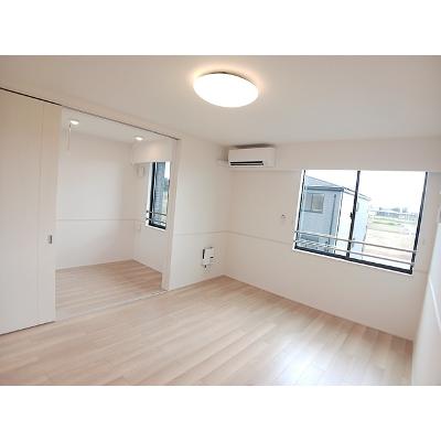 ラピスールＢ 201【管理NO：1-027763402-02010】 ★家具家電は申し込み後に搬入します★ ★2026年10月下旬入居可能★の物件写真2
