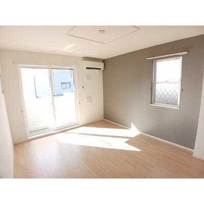パレ・ロザージュⅡ 101【管理NO：1-020685801-01010】 ★家具家電は申し込み後に搬入します★ ★2026年10月上旬入居可能★の物件写真2