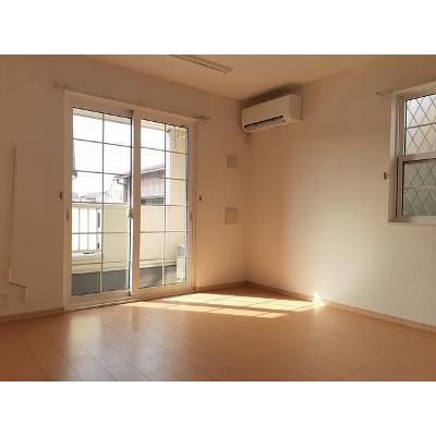 アジュール 101【管理NO：1-016286801-01010】 ★家具家電は申し込み後に搬入します★ ★2026年10月中旬入居可能★の物件写真2