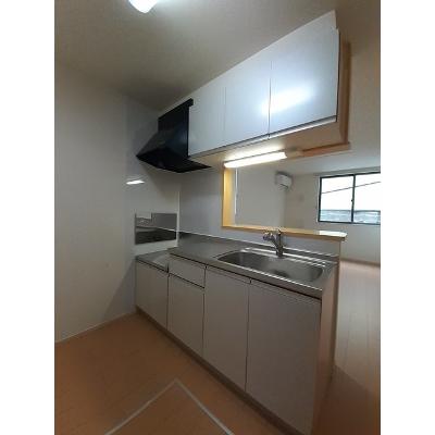 ブリランテ陽光 101【管理NO：1-019536101-01010】 ★家具家電は申し込み後に搬入します★ ★2026年10月中旬入居可能★の物件写真3