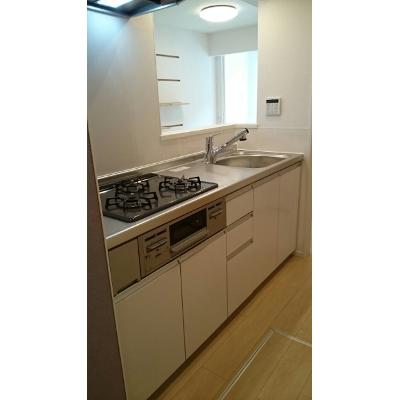 フィッシュ・テール　Ａ 103【管理NO：1-025010601-01030】 ★家具家電は申し込み後に搬入します★ ★2026年09月下旬入居可能★の物件写真3