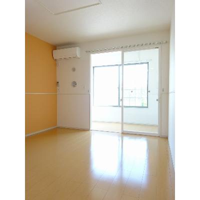アルバ 105【管理NO：1-018783801-01050】 ★家具家電は申し込み後に搬入します★の物件写真2