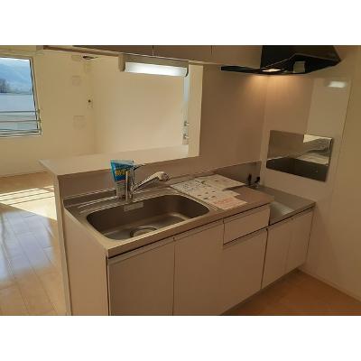 エル　プラド 203【管理NO：1-022141901-02030】 ★家具家電は申し込み後に搬入します★の物件写真3