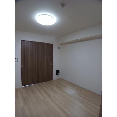 エクセルアヴェニュー 101【管理NO：1-026670401-01010】 ★家具家電は申し込み後に搬入します★ ★2026年09月中旬入居可能★の物件写真2