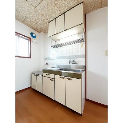 パールハイツ秋山 201【管理NO：1-001629501-02010】 ★家具家電は申し込み後に搬入します★ ★2026年10月中旬入居可能★の物件写真3