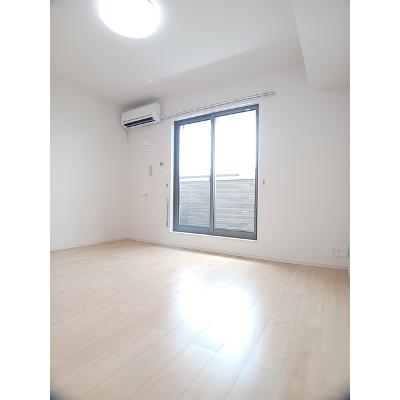 モーダ 202【管理NO：1-021955501-02020】 ★家具家電は申し込み後に搬入します★の物件写真2