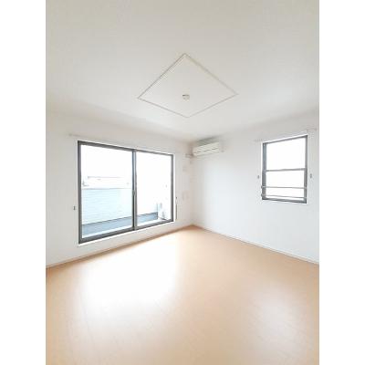 グレイスヴィラⅢ 201【管理NO：1-018988101-02010】 ★家具家電は申し込み後に搬入します★ ★2026年11月下旬入居可能★の物件写真2