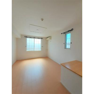 ヴィラ・サウス 201【管理NO：1-018240002-02010】 ★家具家電は申し込み後に搬入します★ ★2026年09月中旬入居可能★の物件写真2