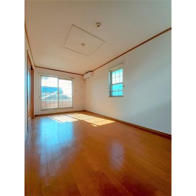 ユージェルメ 201【管理NO：1-014423501-02010】 ★家具家電は申し込み後に搬入します★ ★2026年10月下旬入居可能★の物件写真2
