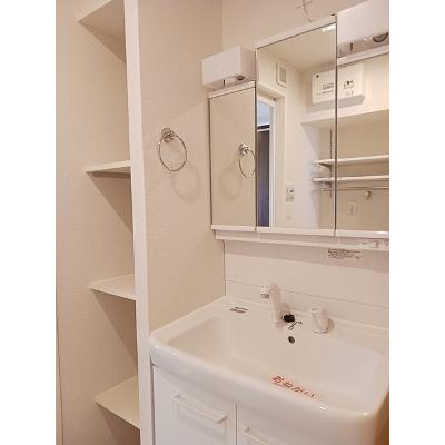リーデレ 102【管理NO：1-025444601-01020】 ★家具家電は申し込み後に搬入します★の物件写真6