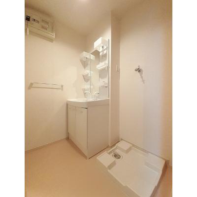 アイリスⅠ 105【管理NO：1-018375101-01040】 ★家具家電は申し込み後に搬入します★の物件写真6