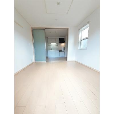 ベル・クローチェ　サウス 102【管理NO：1-015931301-01020】 ★家具家電は申し込み後に搬入します★ ★2026年10月中旬入居可能★の物件写真2