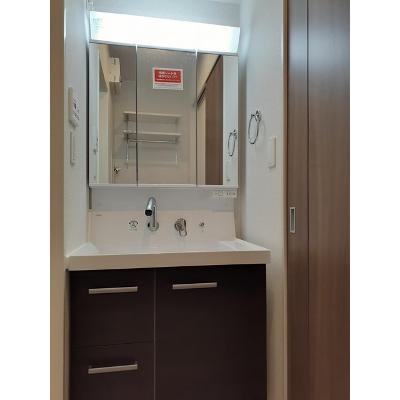 キングダムⅡ 301【管理NO：1-027205102-03010】 ★家具家電は申し込み後に搬入します★ ★2026年09月中旬入居可能★の物件写真6