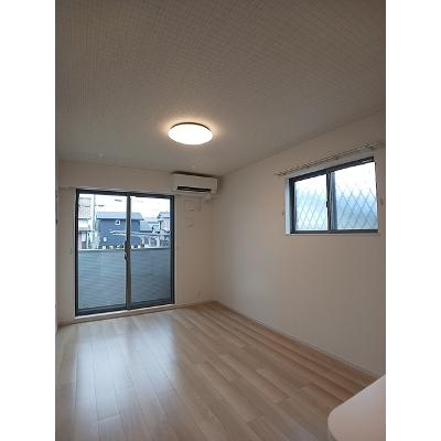 Ｅｕｐｈｏｒｉａ 101【管理NO：1-027180601-01010】 ★家具家電は申し込み後に搬入します★の物件写真2