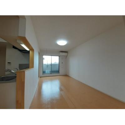 サニーアベニュー 303【管理NO：1-018119501-03030】 ★家具家電は申し込み後に搬入します★ ★2026年10月中旬入居可能★の物件写真2