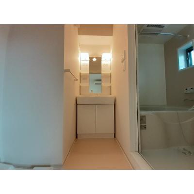 ベルドゥーラ 102【管理NO：1-017455301-01020】 ★家具家電は申し込み後に搬入します★ ★2026年12月下旬入居可能★の物件写真6