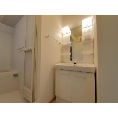 シュトラール 103【管理NO：1-015302301-01030】 ★家具家電は申し込み後に搬入します★ ★2026年10月中旬入居可能★の物件写真6