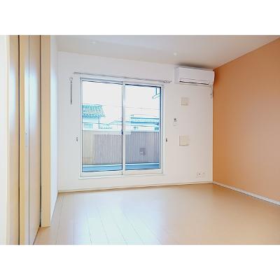 ピース　マインド 201【管理NO：1-019313101-02010】 ★家具家電は申し込み後に搬入します★の物件写真2